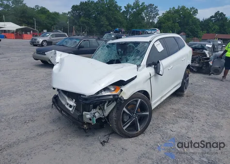 2015 Volvo Xc60 T6 R-Design Platinum из США, поврежденный, VIN YV4902RSXF2665313